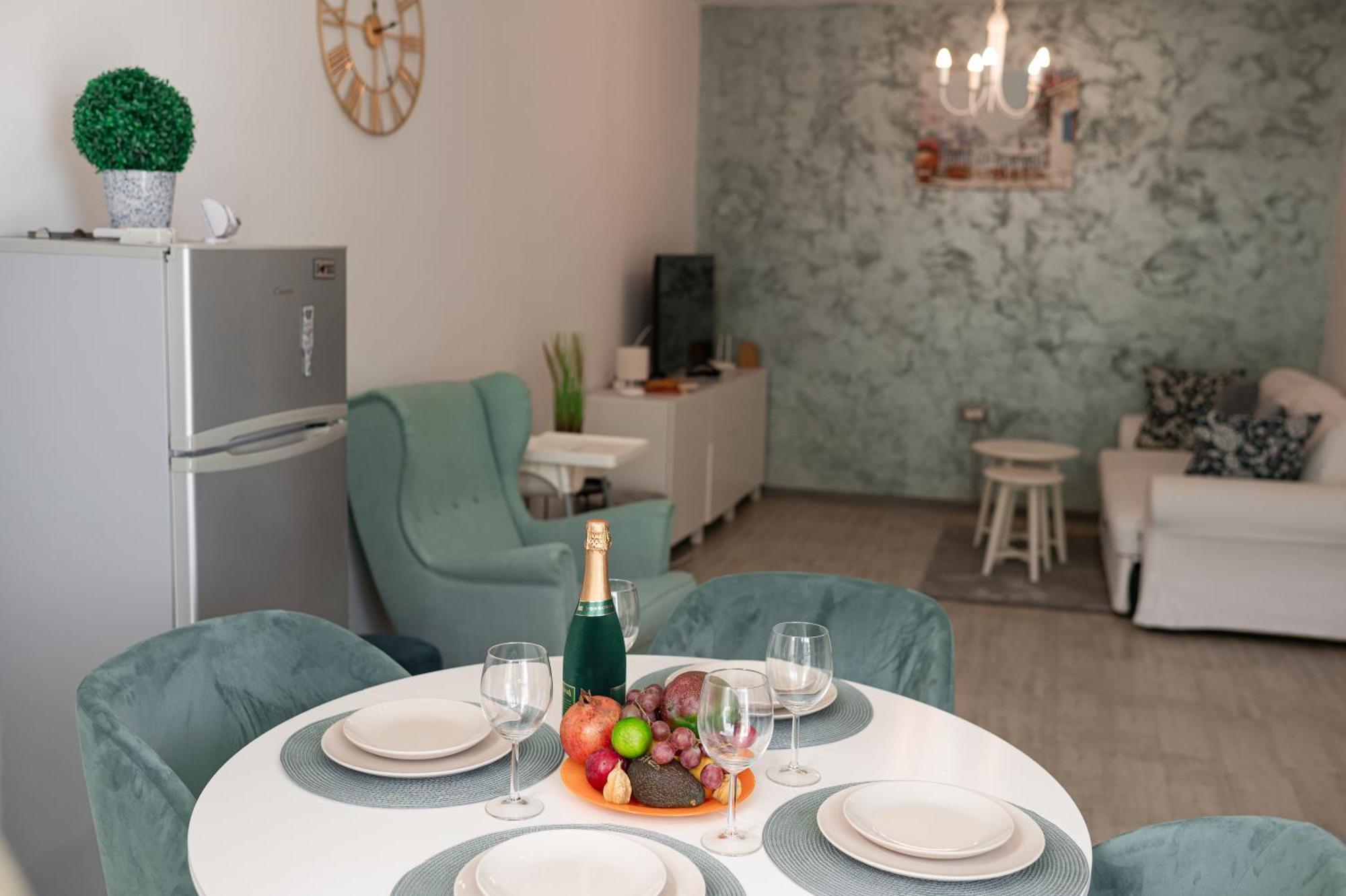 Sara Blu Apartment Spa And Pool Beach Resort Мамая Екстериор снимка